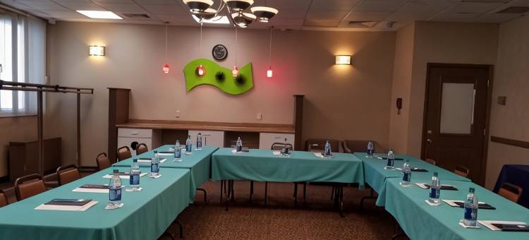 普拉茨堡速8酒店(Super 8 by Wyndham Plattsburgh)图片