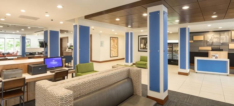 智选假日套房酒店底特律 - 乌蒂卡(Holiday Inn Express & Suites Detroit - Utica)图片