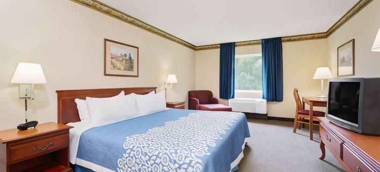 西自由市马格努森酒店(Magnuson Hotel West Liberty)图片