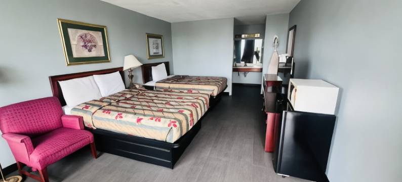 布利斯波因特旅馆瓦巴什(BlissPoint Inn Wabash)图片