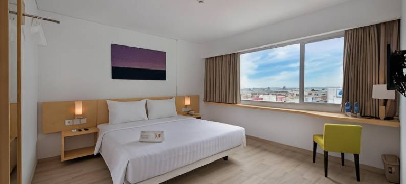 北干巴鲁苏迪曼维兹酒店(Whiz Prime Hotel Sudirman Pekanbaru)图片