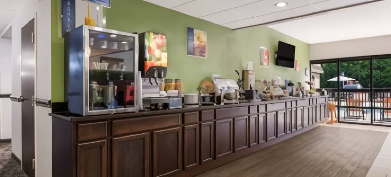 阿尔伯马尔贝斯特韦斯特酒店(Best Western Albemarle Inn)图片