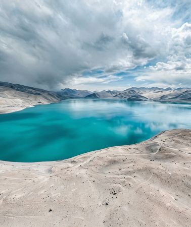 6D5N • Pamir Plateau folk experience : Tajik Family Visit & Golden Autumn Populus Euphratica Forest - 4 Consecutive Nights at a 4-Diamond Hotel in Kashgar and 1 Night in Taxkorgan