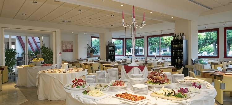 上将宫大酒店(Grand Hotel Admiral Palace)图片
