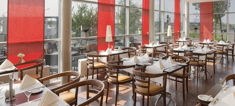 Holiday Inn 柏林机场会议CTRE(Holiday Inn BERLIN AIRPORT - CONF CENTRE by IHG)图片