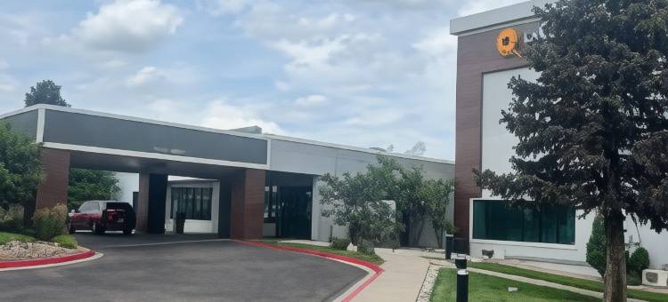 丹佛恩格尔伍德科技中心拉昆塔温德姆套房酒店(La Quinta by Wyndham Denver Englewood Tech Ctr)图片