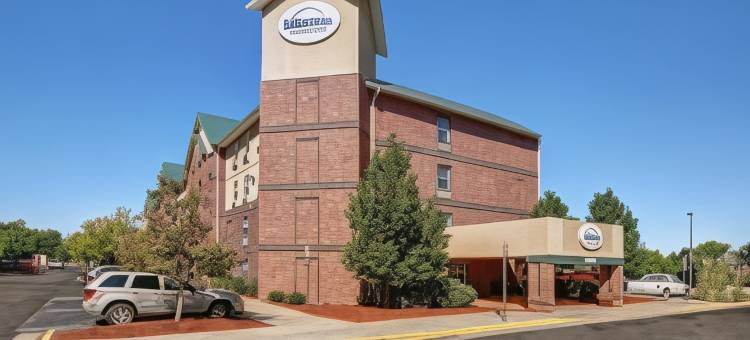 西敏丹佛北郊区开放式客房(Suburban Studios Westminster Denver North)图片
