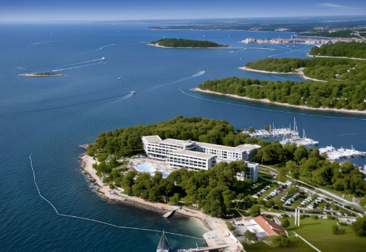 Hotel Parentium Plava LagunaOver view