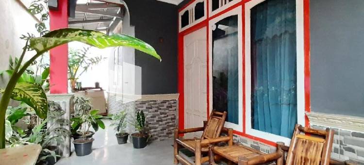 红色伙伴坎蒂卡科托腾加家庭旅馆(Homestay Cantika Koto Tengah RedPartner)图片