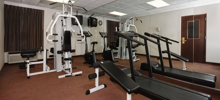 金斯伯勒塔伯勒凯艺套房酒店(Quality Inn & Suites Tarboro - Kingsboro)图片