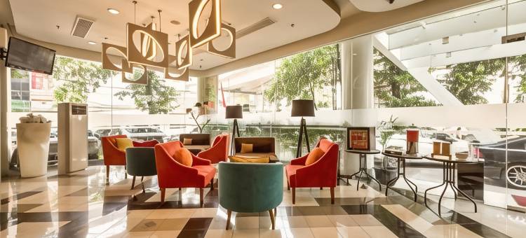 梅拉瓦麦克斯万高级酒店(MaxOneHotels @ Premier Melawai)图片