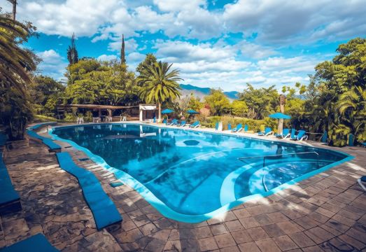 Hotel Victoria Oaxaca Hotel Overview