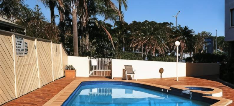 泰罗纳酒店(Burleigh Gardens)图片