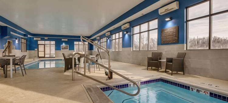 圣路易斯 - 爱德华兹维尔欢朋酒店及套房(Hampton Inn & Suites St. Louis-Edwardsville)图片