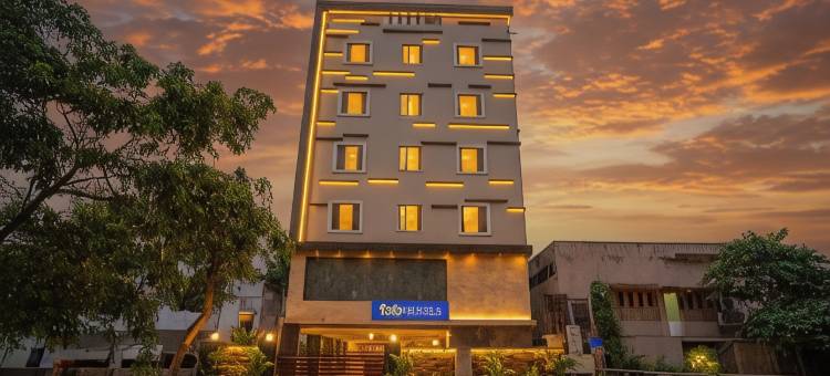 Fabhotel Rr Grand酒店(FabHotel RR Grand - Next to Trendset Mall)图片