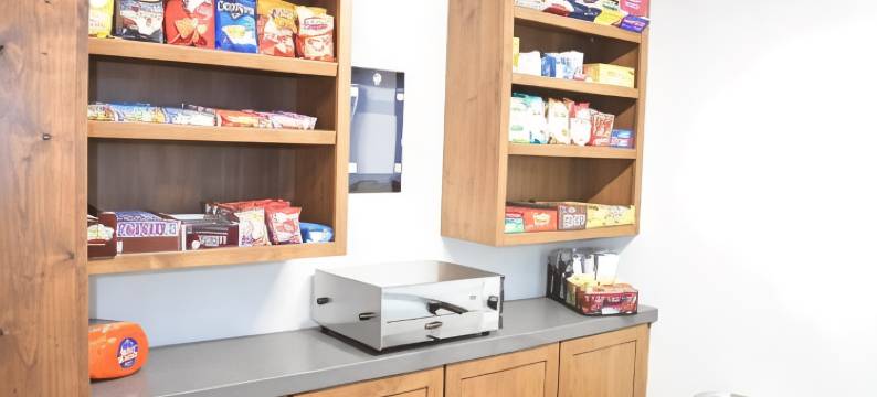 鹅卵石酒店 - 锡拉丘兹寄宿者套房酒店(Boarders Inn & Suites by Cobblestone Hotels - Syracuse)图片