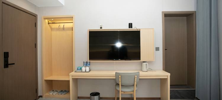 重庆朵兰大酒店(黔江汽车南站店)图片