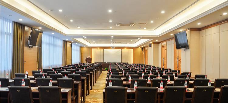 维也纳酒店(平乐汽车站店)图片