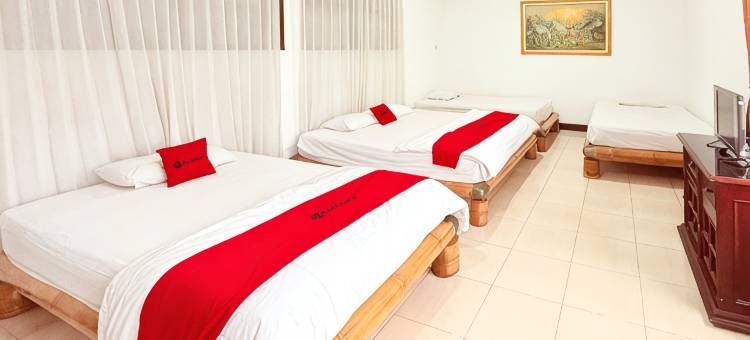 RedDoorz Near Jawa Timur Park 1图片