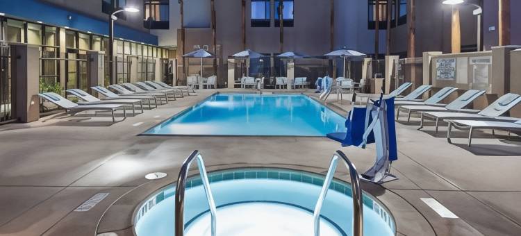 阿纳海姆主入口SpringHill Suites酒店(SpringHill Suites Anaheim Maingate)图片
