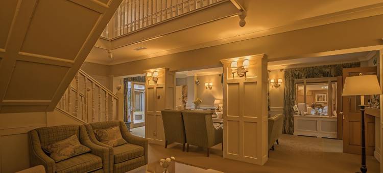 峭壁乡间别墅酒店(Cragwood Country House Hotel)图片