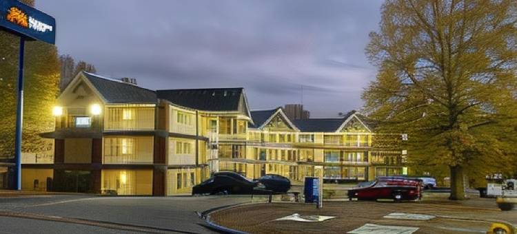 郊区工作室温斯顿塞勒姆靠近汉斯购物中心(Suburban Studios Winston-Salem Near Hanes Mall)图片