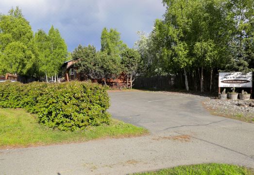 Jewel Lake Bed and Breakfast Hotel Overview