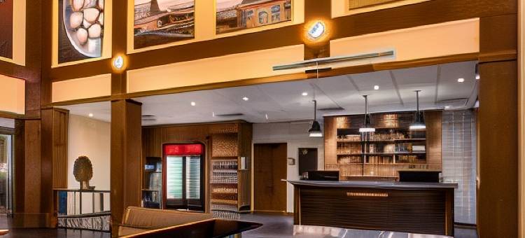 路易斯威尔机场福朋喜来登酒店(Four Points by Sheraton Louisville Airport)图片