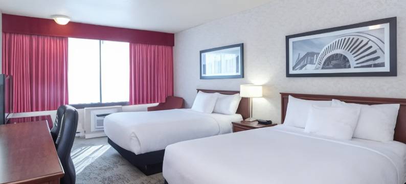 潘提顿三德曼酒店(Sandman Hotel Penticton)图片