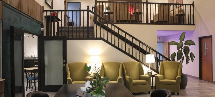 温德姆豪生联盟套房酒店(Alliance Hotel & Suites, a Howard Johnson by Wyndham)图片