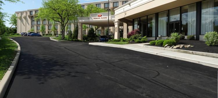 克里夫兰独立村华美达酒店(Ramada by Wyndham Cleveland Independence)图片