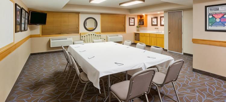 克里尔莱克温德姆美吟温德姆酒店(AmericInn by Wyndham Clear Lake)图片