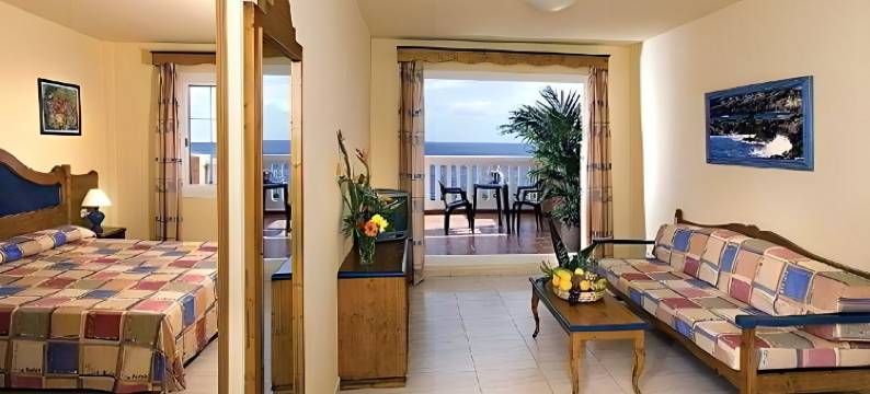 拉斯奥拉斯公寓酒店(Hotel-Apartamento Las Olas)图片