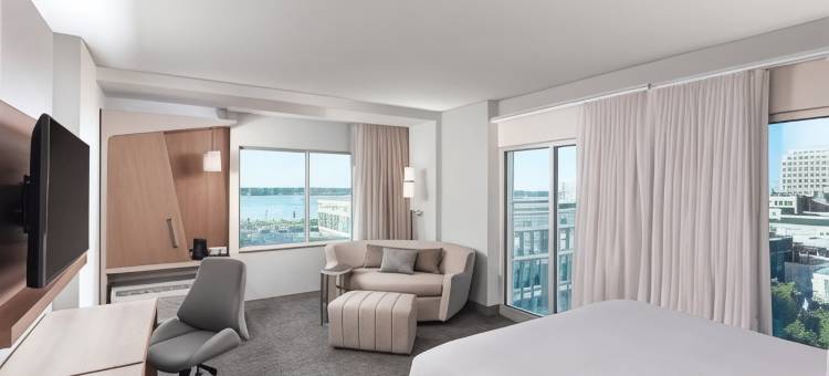 巴吞鲁日市区万怡酒店(Courtyard Baton Rouge Downtown)图片