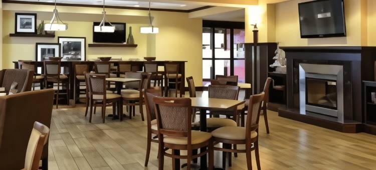 希尔顿欢朋酒店-日内西奥(Hampton Inn Geneseo)图片