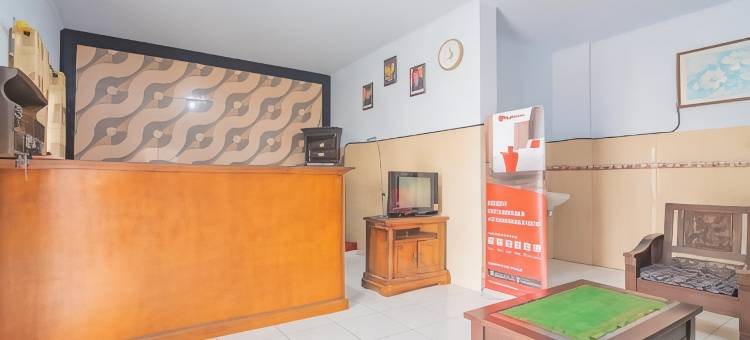 红多兹伊斯兰酒店@梳邦坦巴克梅卡街(RedDoorz Syariah @ Tambak Mekar Street Subang)图片