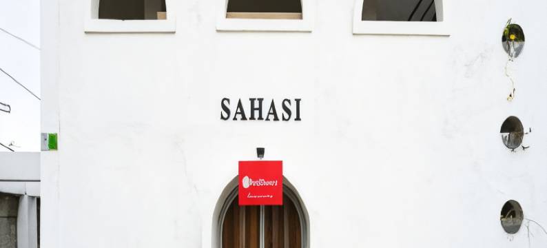 红多兹酒店-近茂物巴鲁塔纳收费出口(RedDoorz Near Exit Toll Tanah Baru Bogor)图片