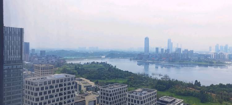 17号·Esports电竞民宿(成都兴隆湖西博城店)图片