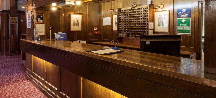 布列塔尼亚拉斯山酒店(Russ Hill Hotel)图片