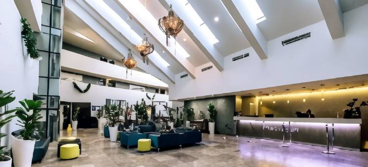 拉古恩海滩水疗酒店(Lagoon Beach Hotel & Spa)图片