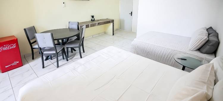 OYO Plaza Las Torres酒店，卡波圣卢卡斯(OYO Hotel Plaza Las Torres, Cabo San Lucas)图片