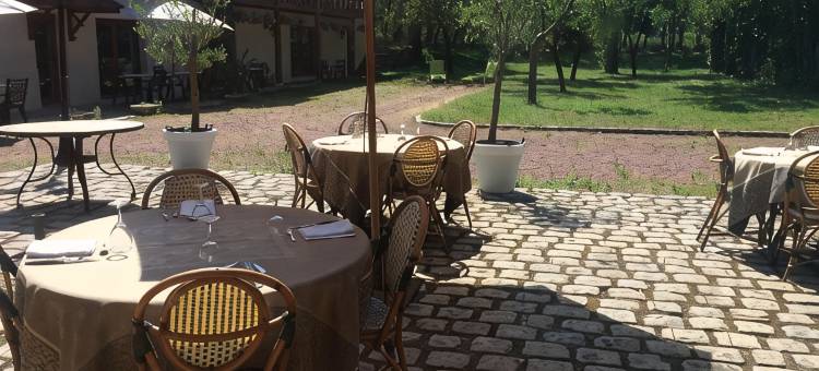 佛姆奥克斯比齐斯酒店(La Ferme Aux Biches)图片