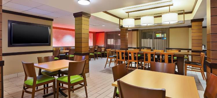 哥伦布东万枫套房酒店(Fairfield Inn & Suites Columbus East)图片