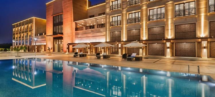 温德姆华美达安可统一雕像酒店(Ramada Encore by Wyndham Statue of Unity)图片