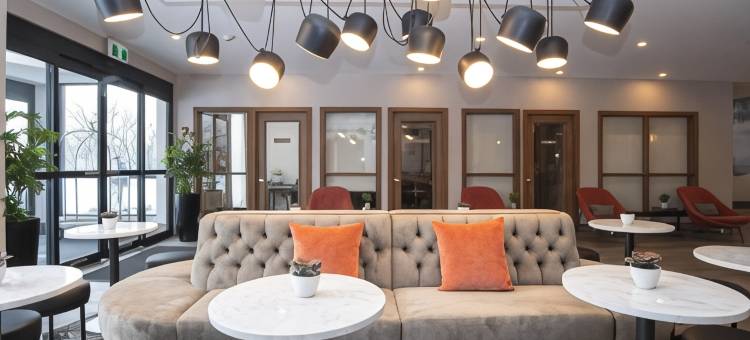 桑德曼签章舍伍德帕克酒店(Sandman Signature Sherwood Park Hotel)图片