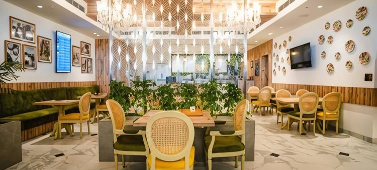 温德姆华美达安可勒克瑙机场酒店(Ramada Encore by Wyndham Lucknow Airport)图片