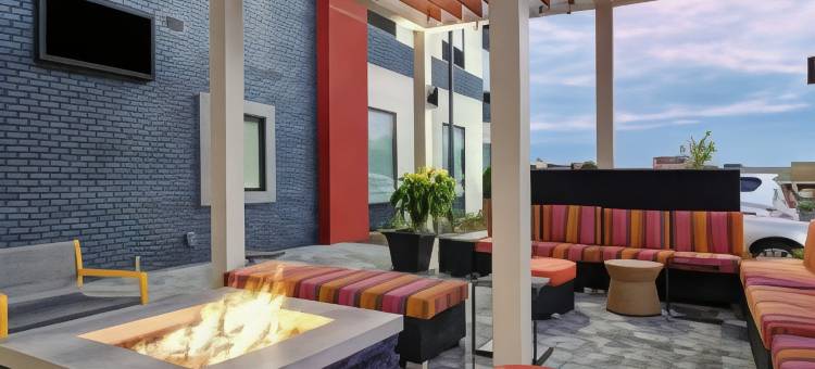 弗吉尼亚布莱克斯堡希尔顿惠庭套房酒店(Home2 Suites by Hilton Blacksburg)图片