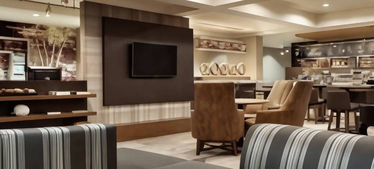 代顿比弗克里克万怡酒店(Courtyard Dayton Beavercreek)图片