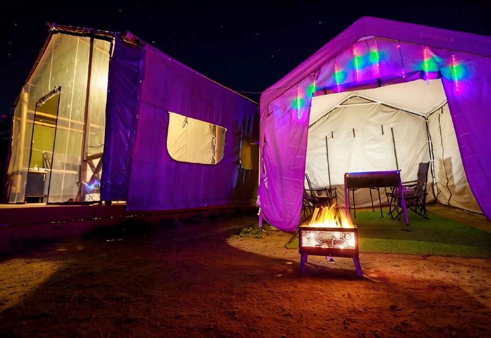 Dangjin Dogpelis Glamping Hotel Overview