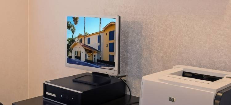 圣贝纳迪诺温德姆速8酒店(Heritage Inn)图片